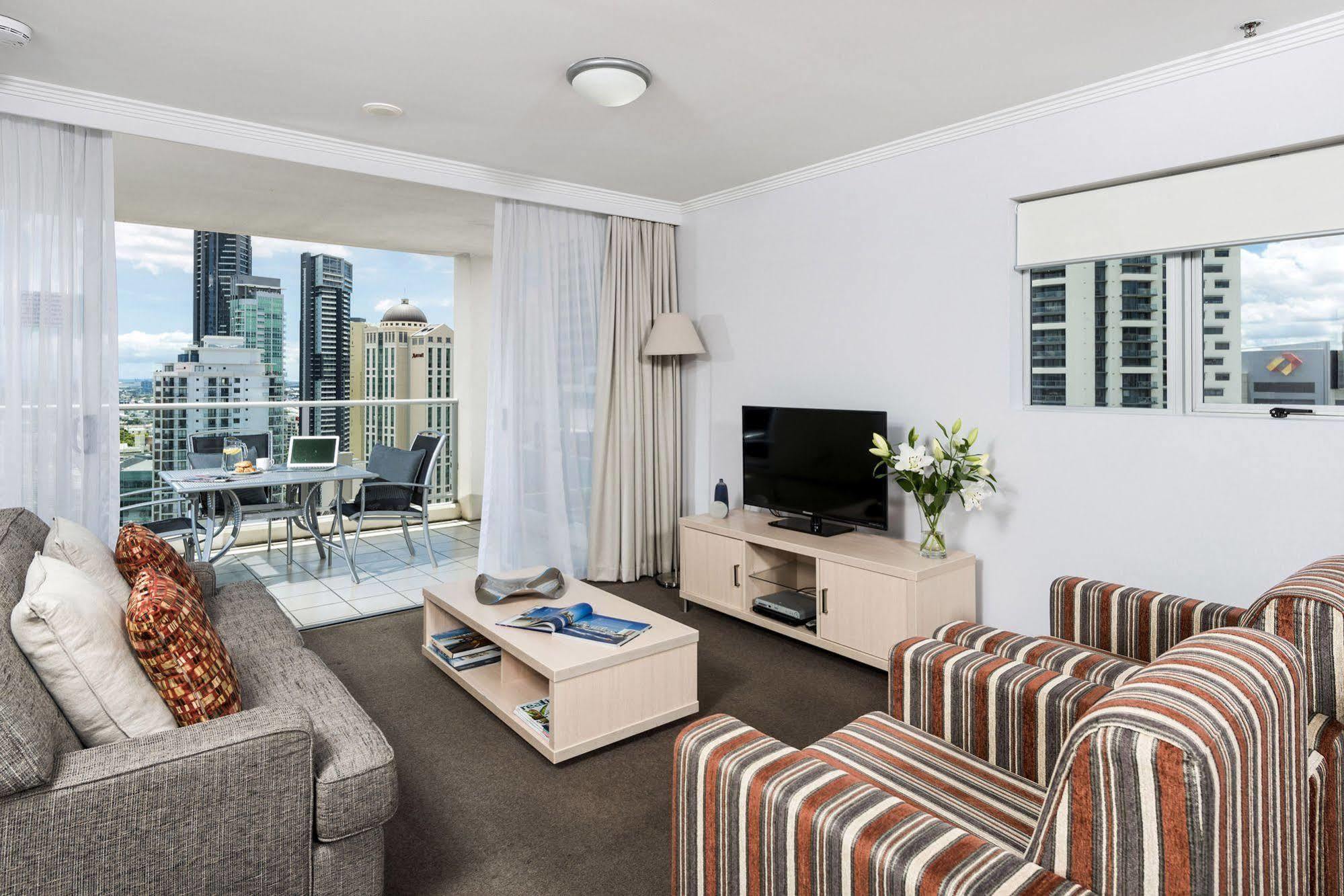 Oaks Brisbane Lexicon Suites Exteriör bild