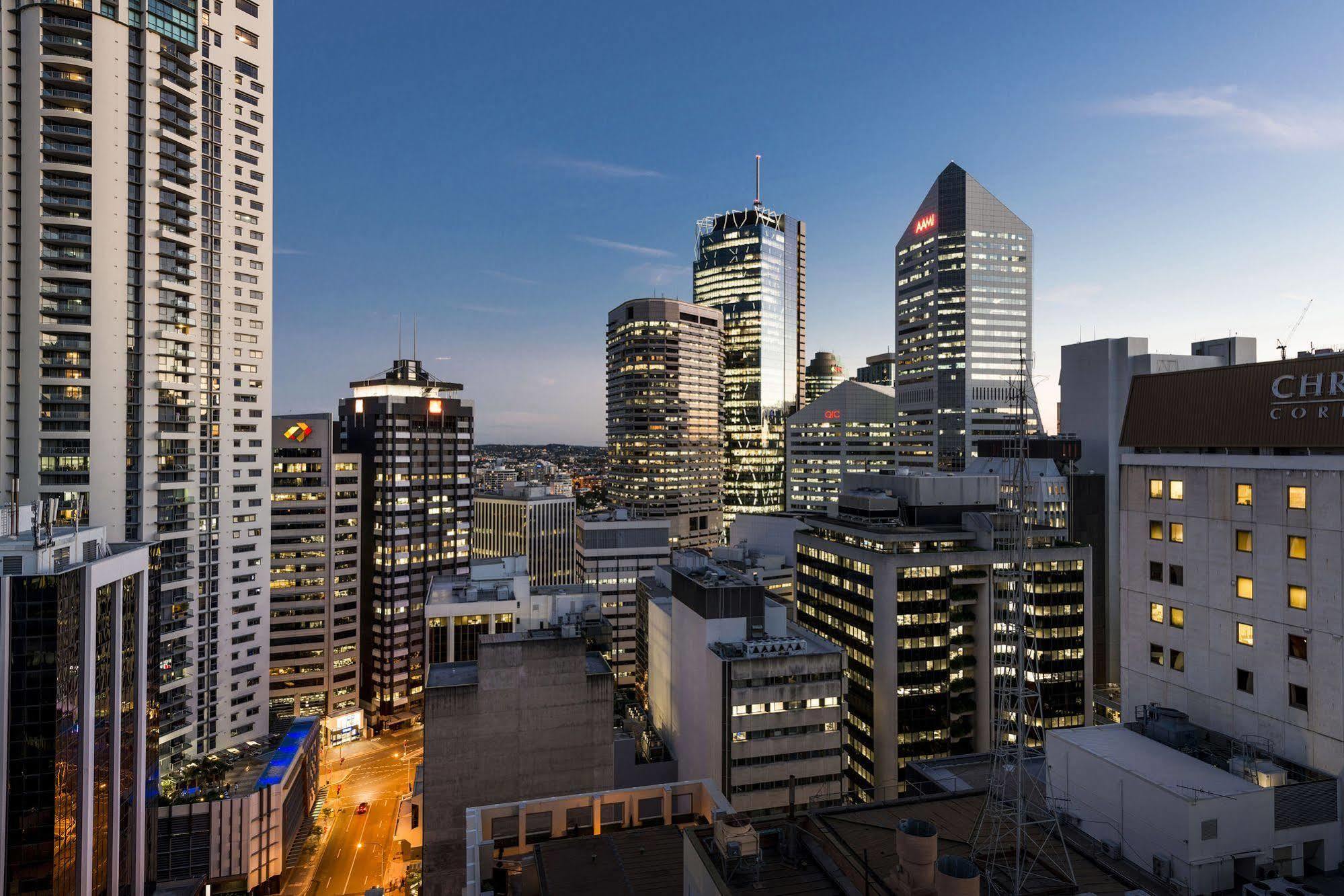 Oaks Brisbane Lexicon Suites Exteriör bild